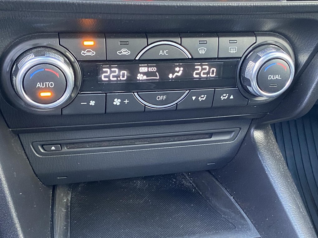 Mazda 3 2.0 i 