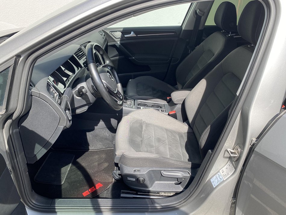 Volkswagen Golf 2.0 TDi Highline
