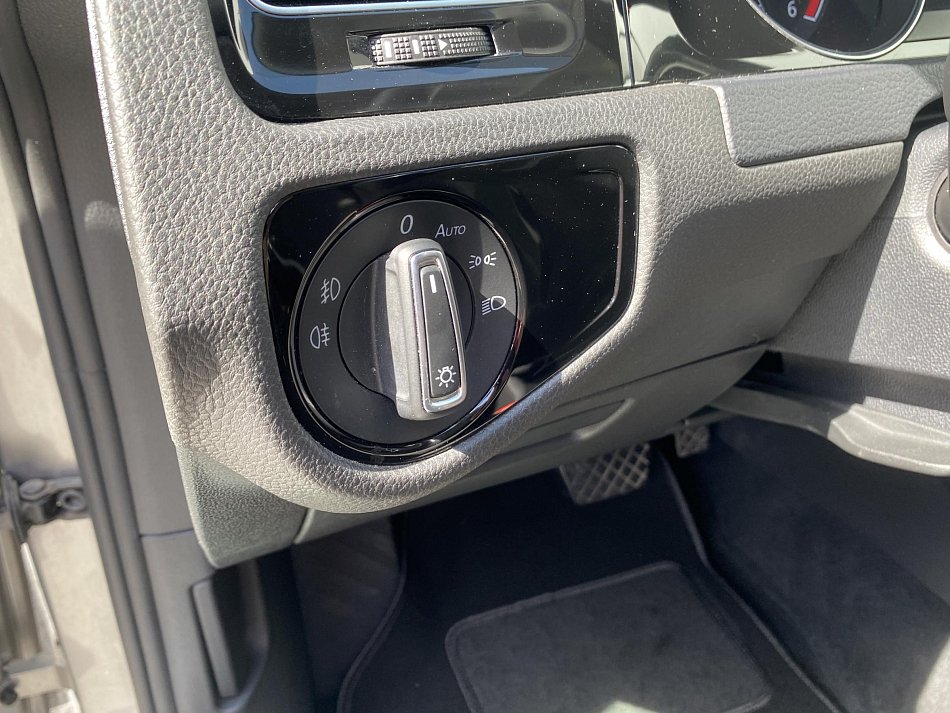 Volkswagen Golf 2.0 TDi Highline