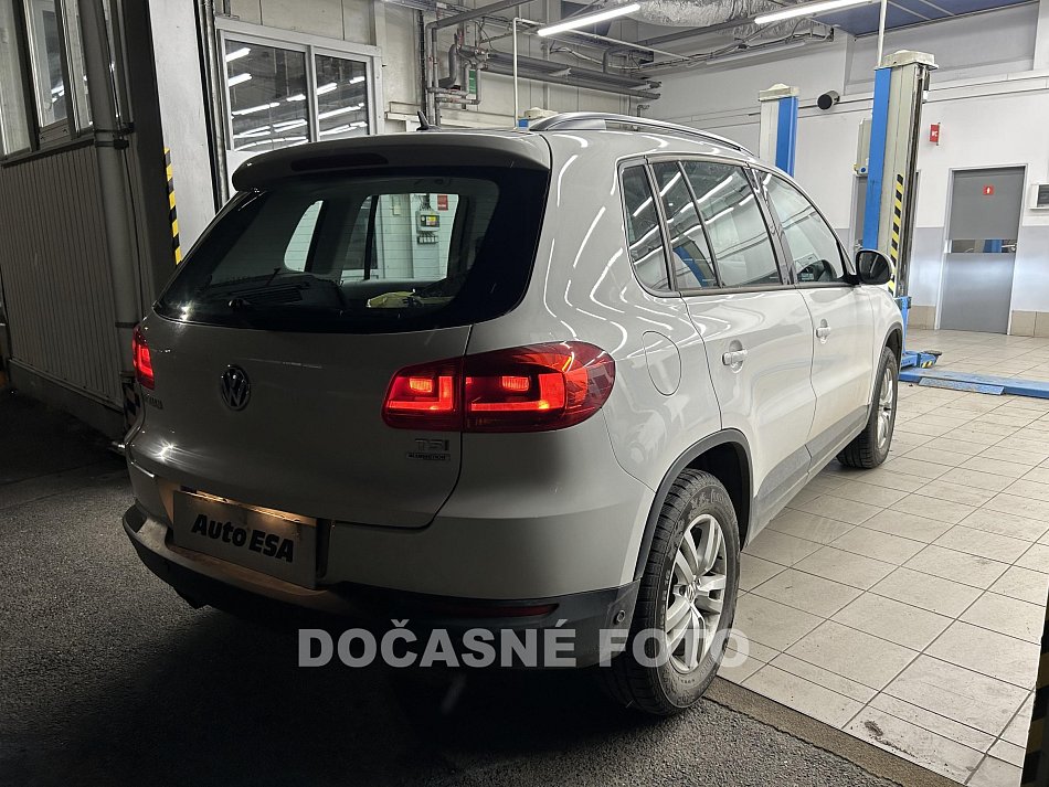 Volkswagen Tiguan 1.4tsi 