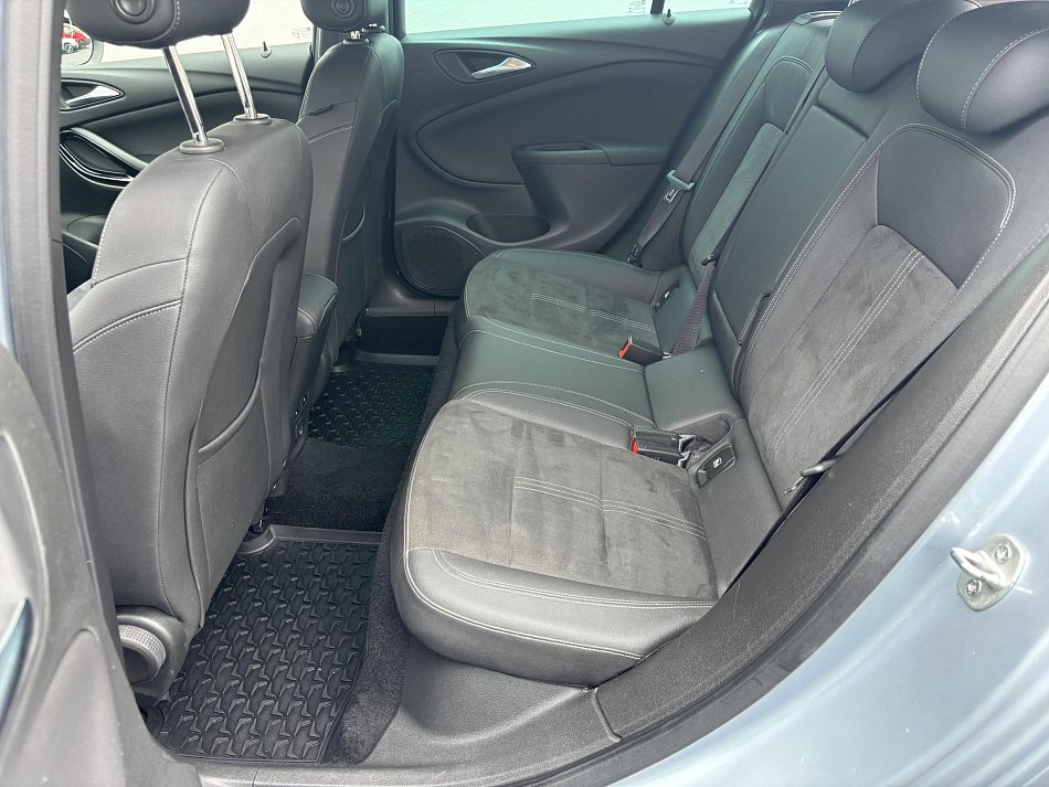 Opel Astra 1.5CDTi 