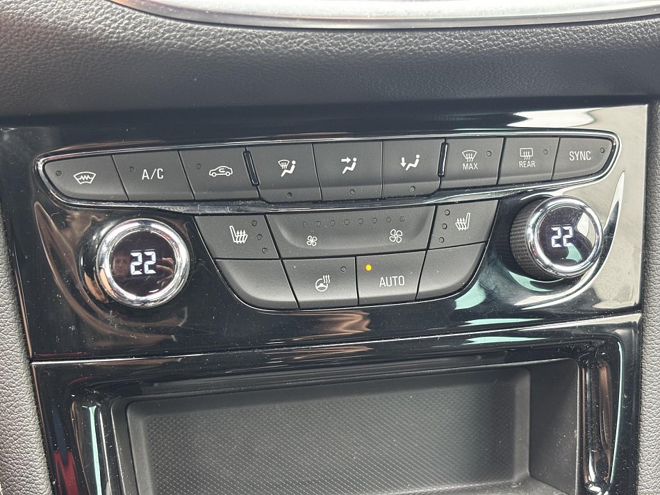 Opel Astra 1.5CDTi 