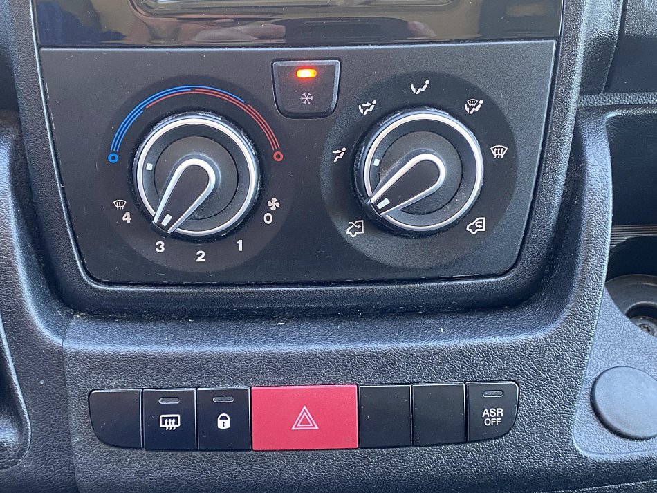 Peugeot Boxer 2.0HDi  L4 CHLADÍCÍ