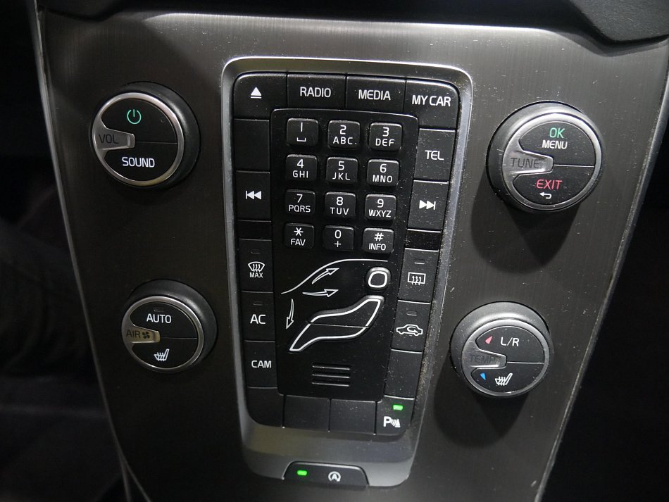 Volvo V40 2.0D 