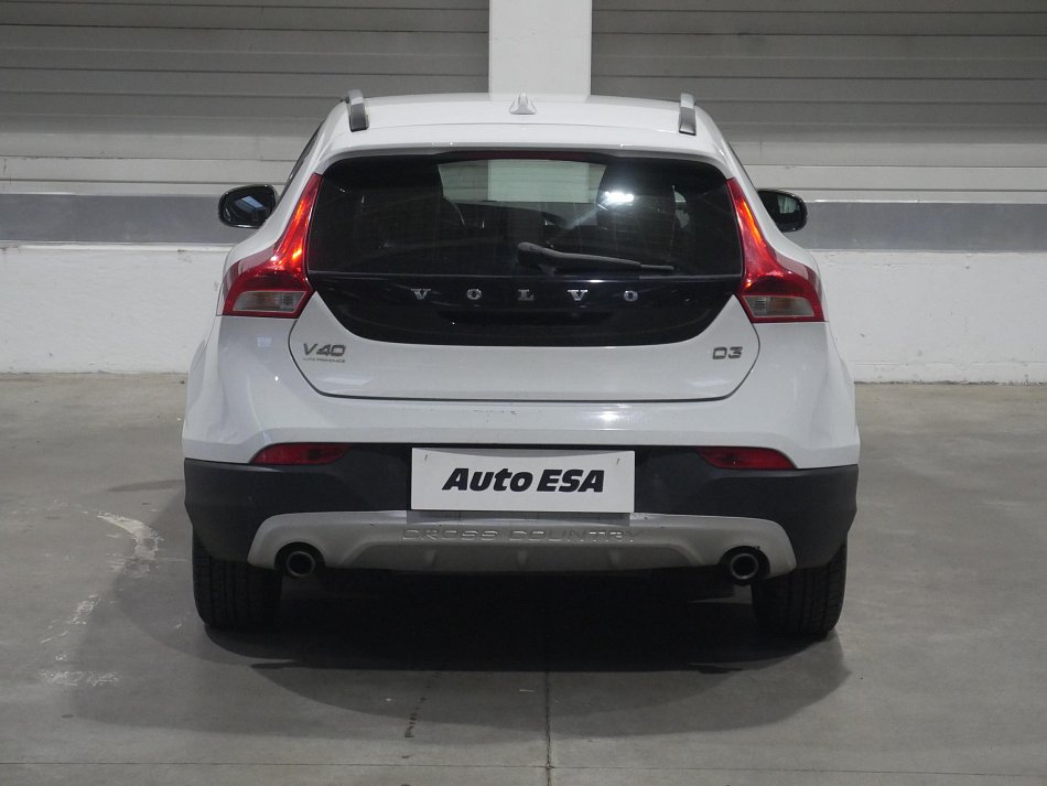 Volvo V40 2.0D 
