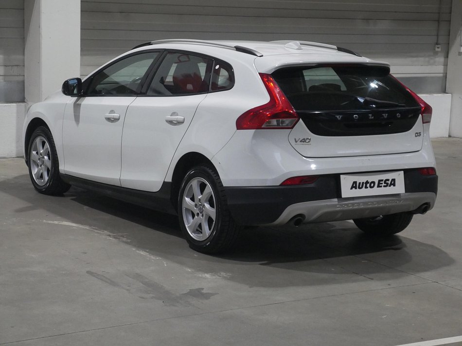 Volvo V40 2.0D 