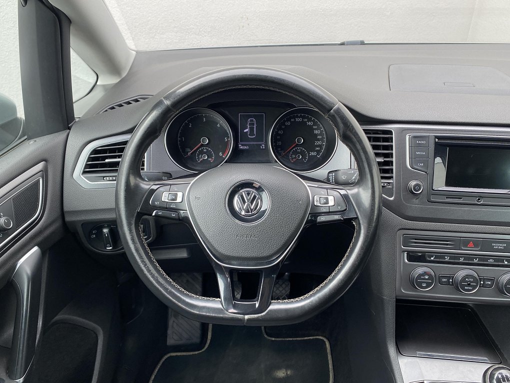 Volkswagen Sportsvan 1.6 TDi Lounge