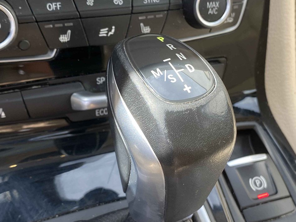 BMW Řada 2 2.0T LuxuryLine 225i xDrive