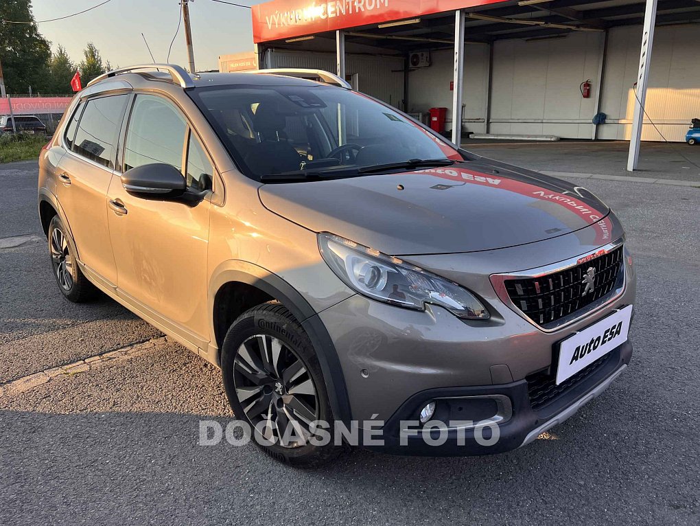 Peugeot 2008 1.2PT 