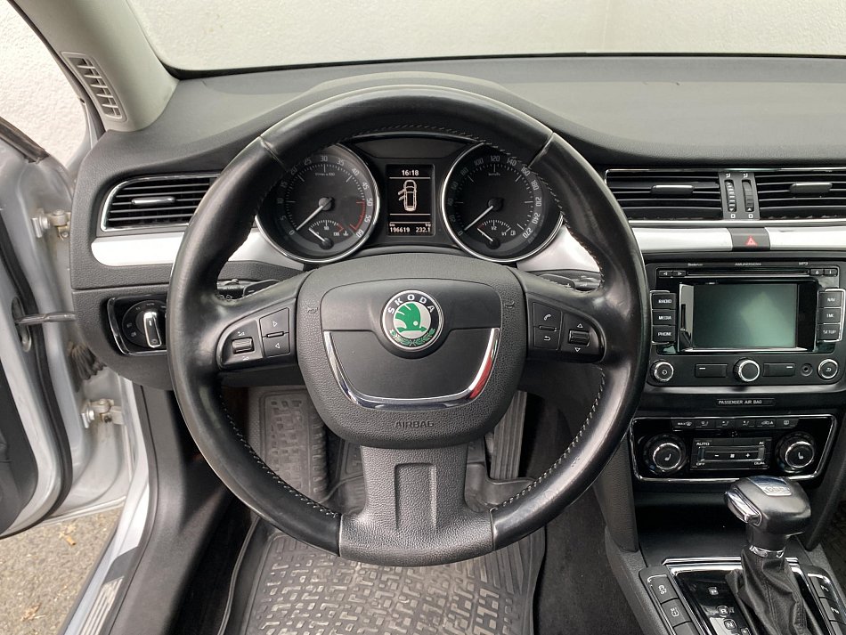 Škoda Superb II 2.0 TDi Elegance