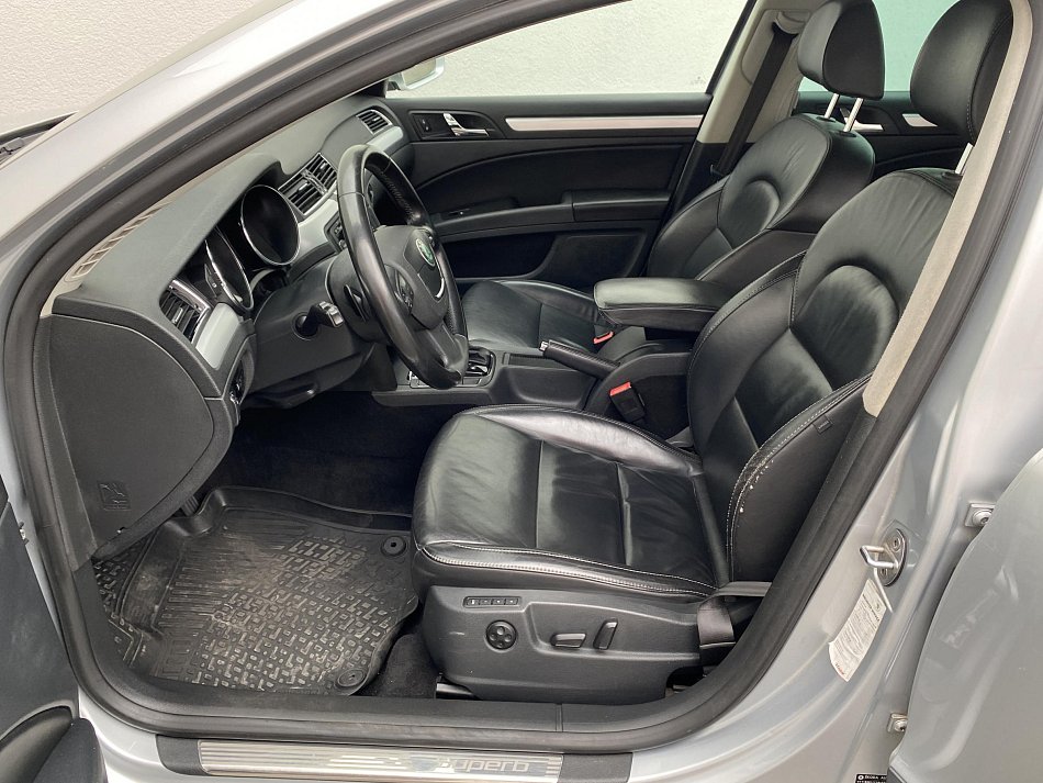Škoda Superb II 2.0 TDi Elegance