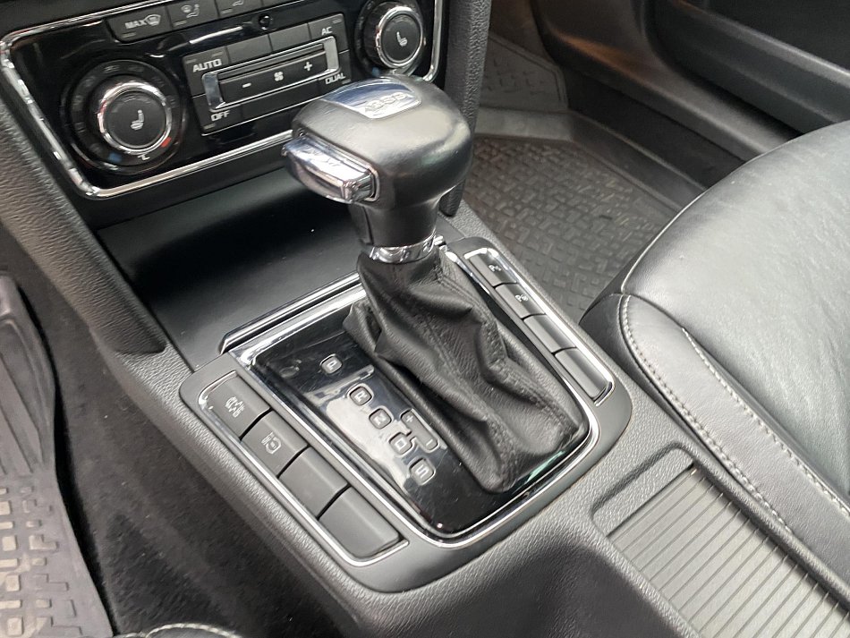 Škoda Superb II 2.0 TDi Elegance