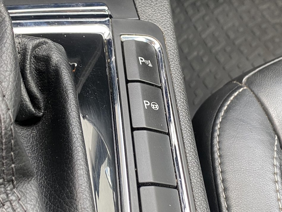 Škoda Superb II 2.0 TDi Elegance