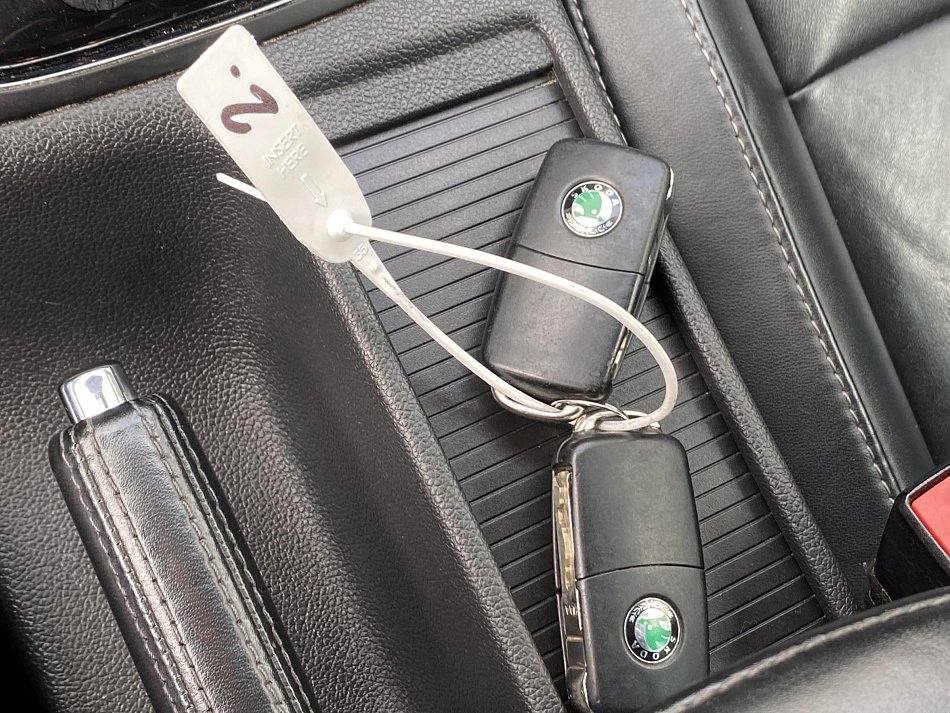 Škoda Superb II 2.0 TDi Elegance