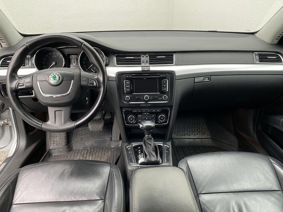 Škoda Superb II 2.0 TDi Elegance