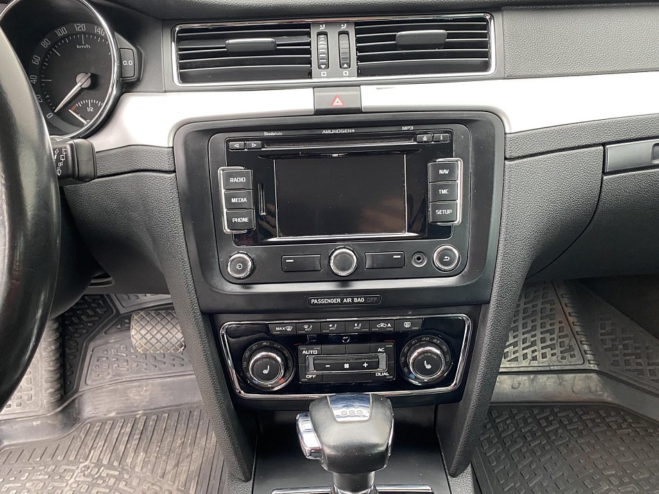 Škoda Superb II 2.0 TDi Elegance
