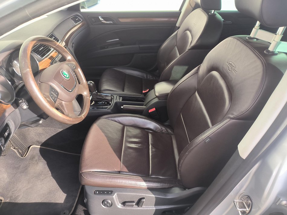 Škoda Superb II 2.0 TSI L&K