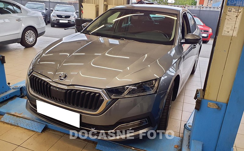 Škoda Octavia IV 2.0 TDi Style