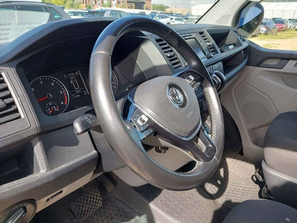 Volkswagen Transporter 2.0TDi  8míst