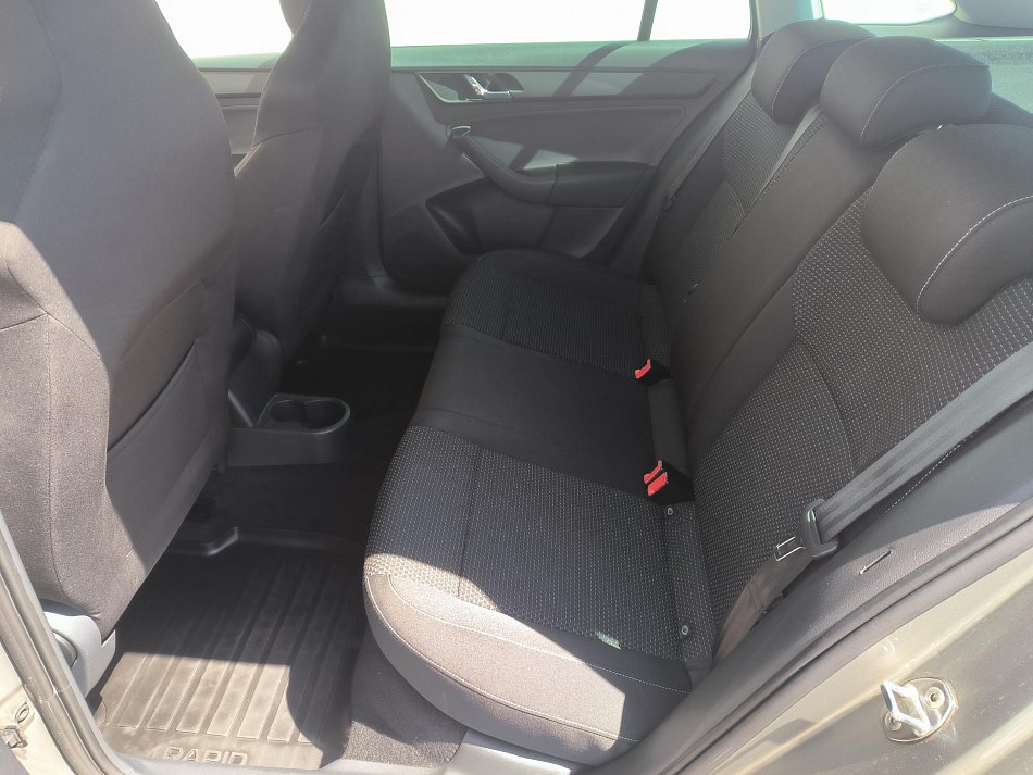 Škoda Rapid 1.6 TDi Elegance