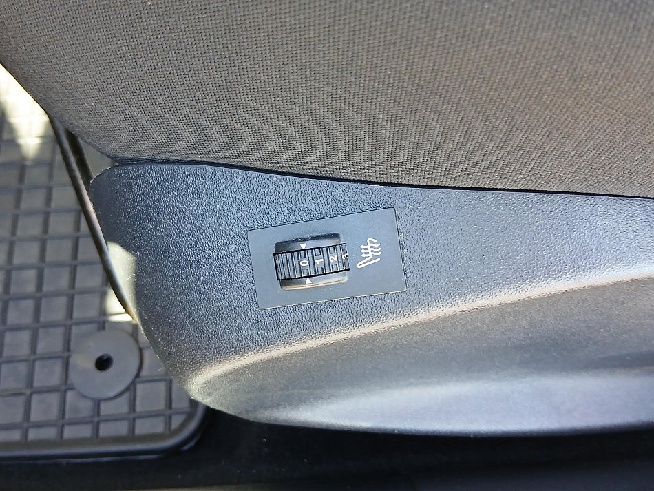 Peugeot 2008 1.6 PT 