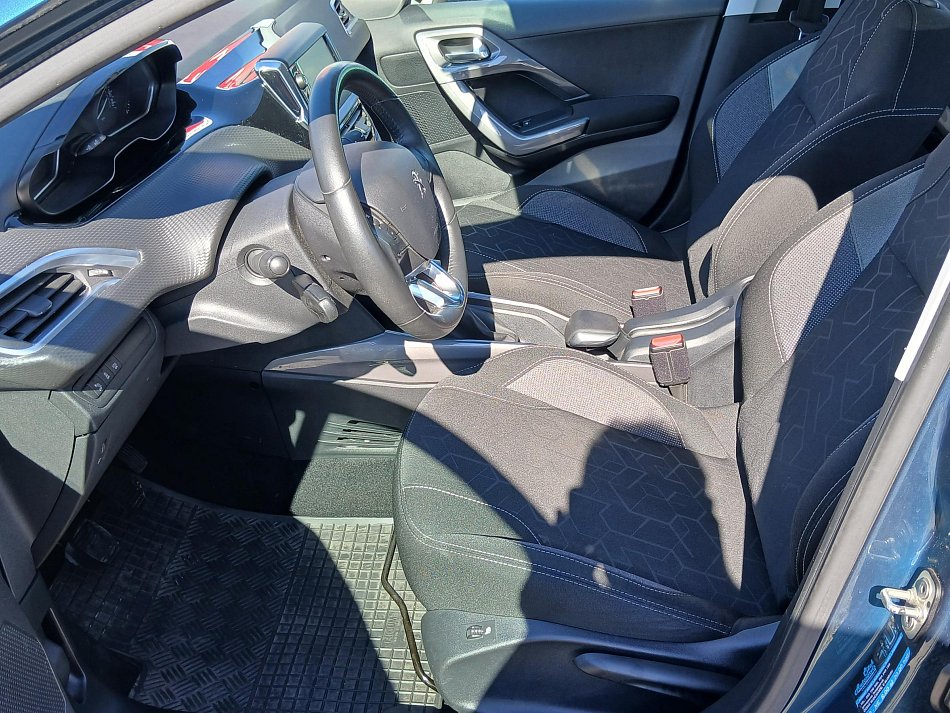 Peugeot 2008 1.6 PT 