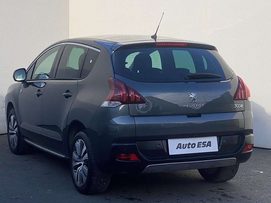 Peugeot 3008 1.2 PT Crossway