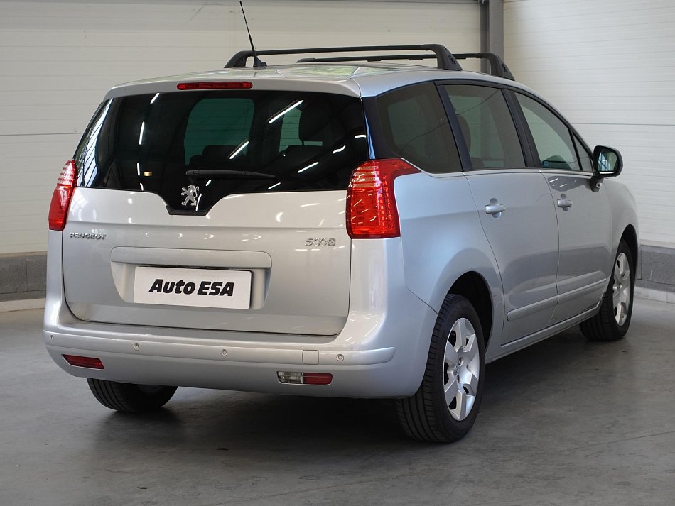 Peugeot 5008 1.6HDI 