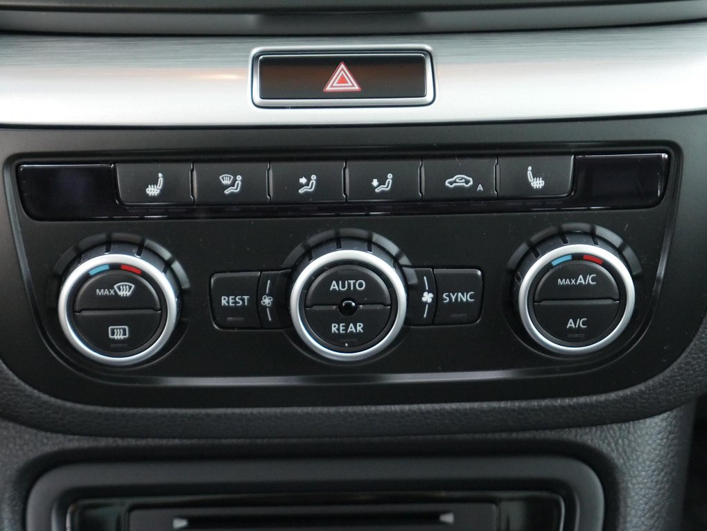 Volkswagen Sharan 2.0 TDi 