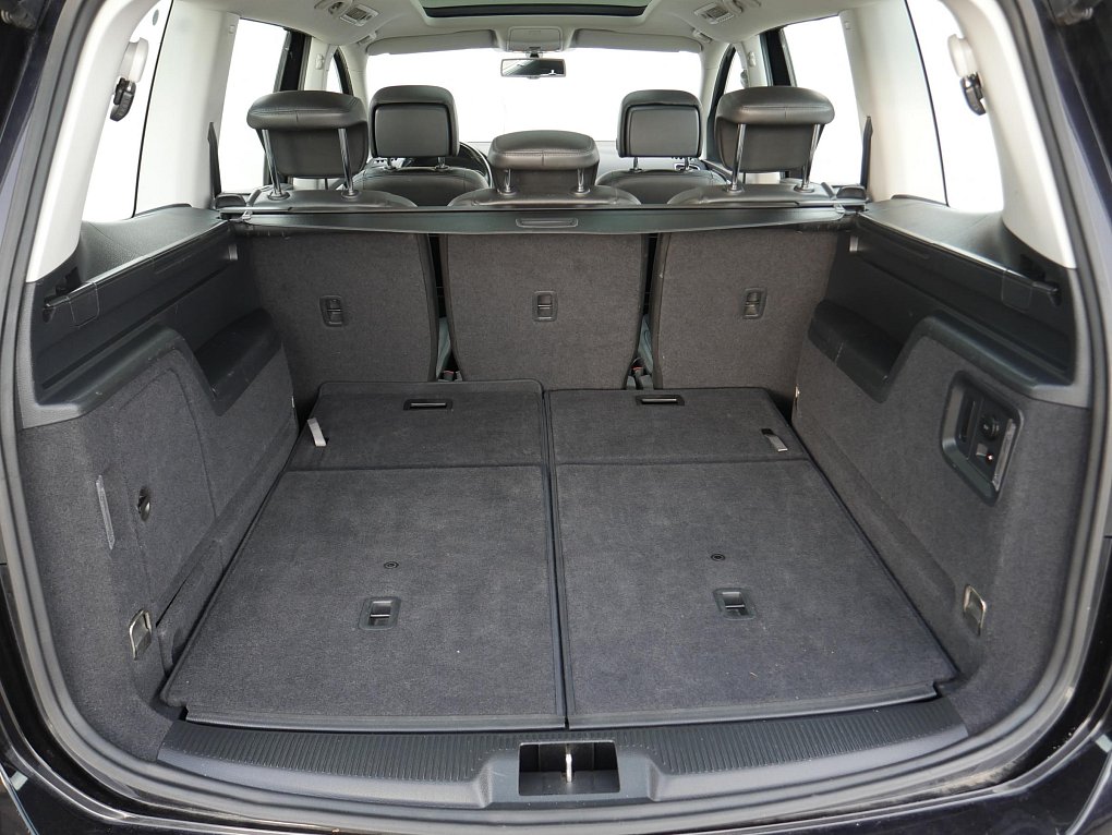 Volkswagen Sharan 2.0 TDi 