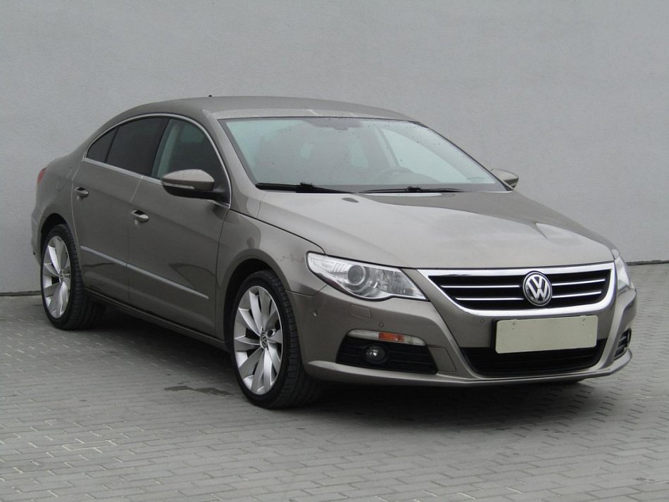 Volkswagen Passat CC 2.0 TDi 