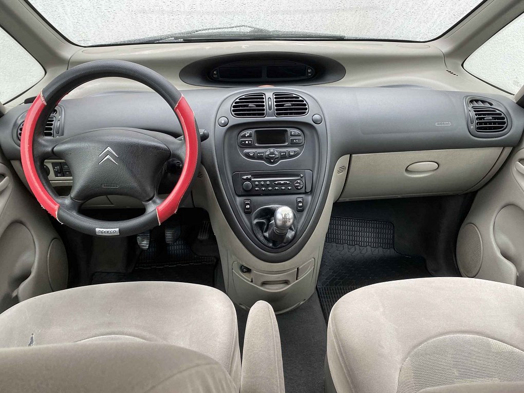 Citroën Xsara Picasso 1.8i 