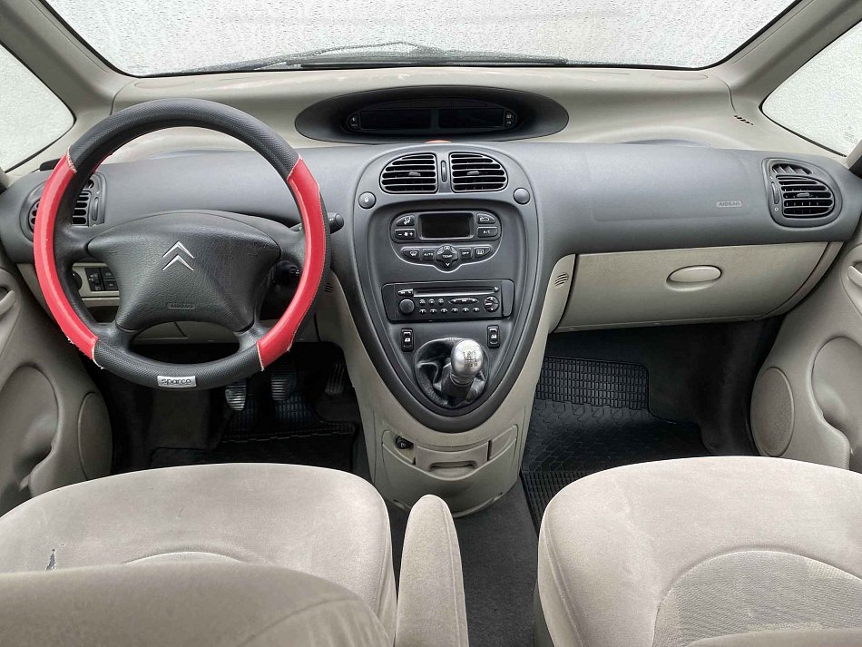 Citroën Xsara Picasso 1.8i 