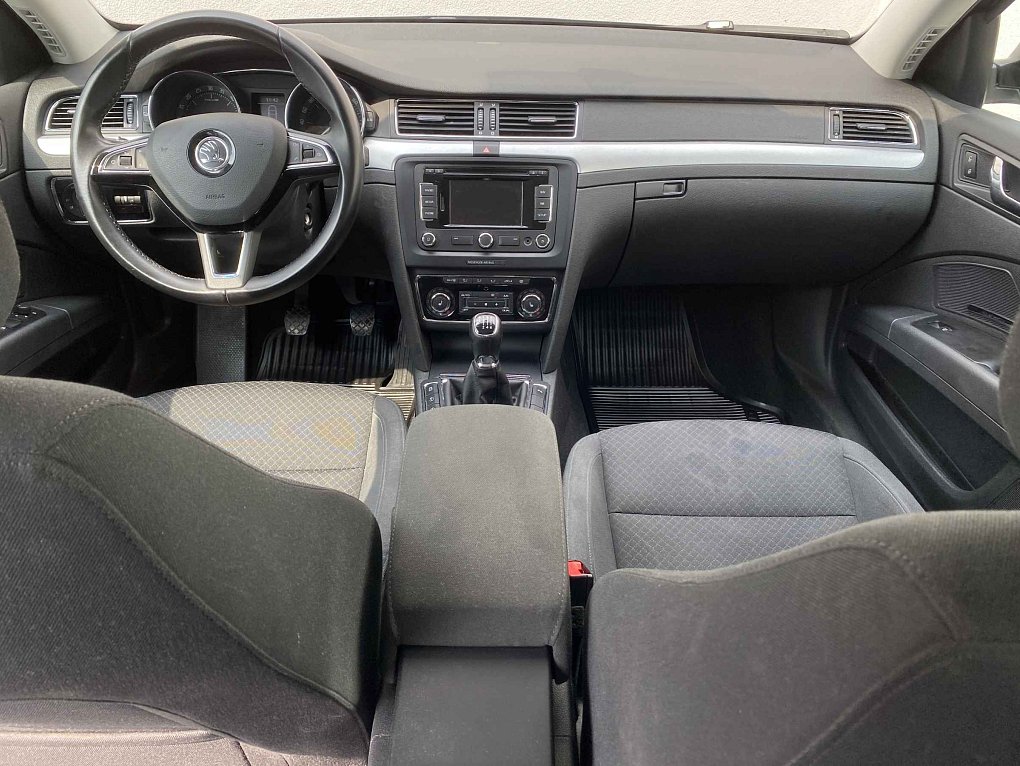 Škoda Superb II 2.0 TDi Ambition