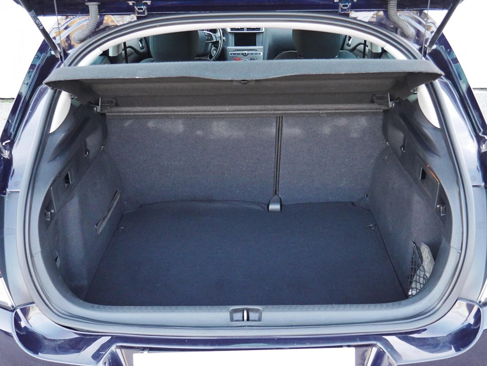 Citroën C4 1.2 PT Selection