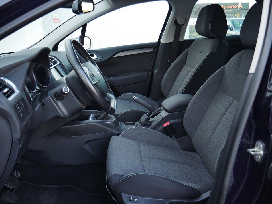 Citroën C4 1.2 PT Selection