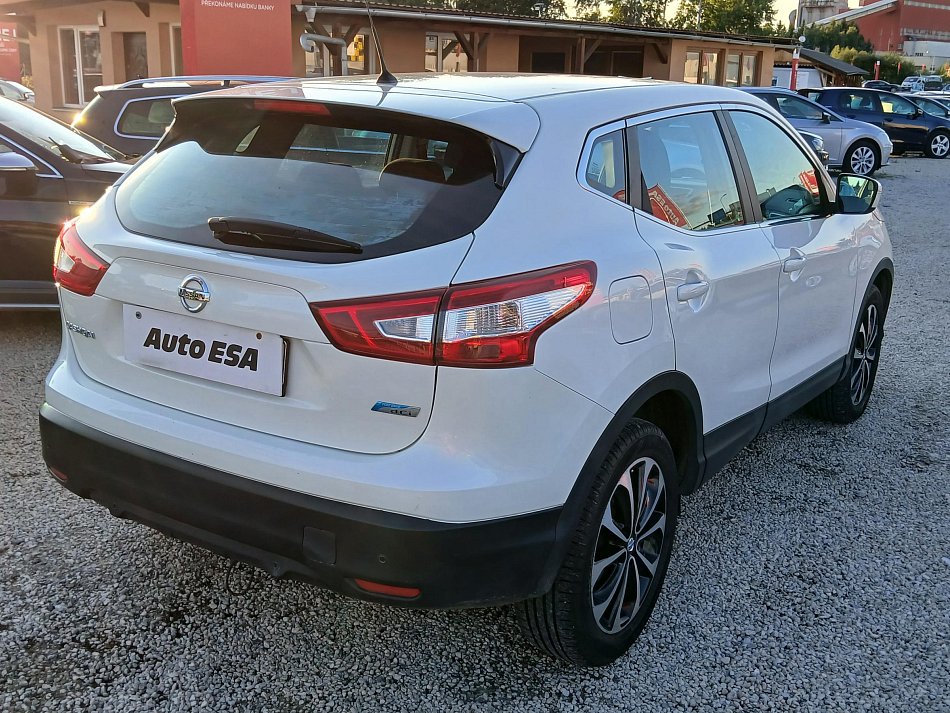 Nissan Qashqai 1.6 