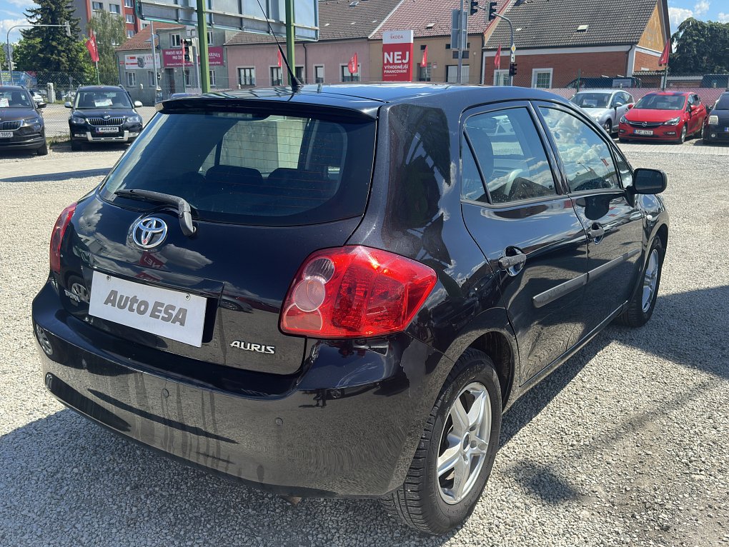 Toyota Auris 1.3 VVT- i 