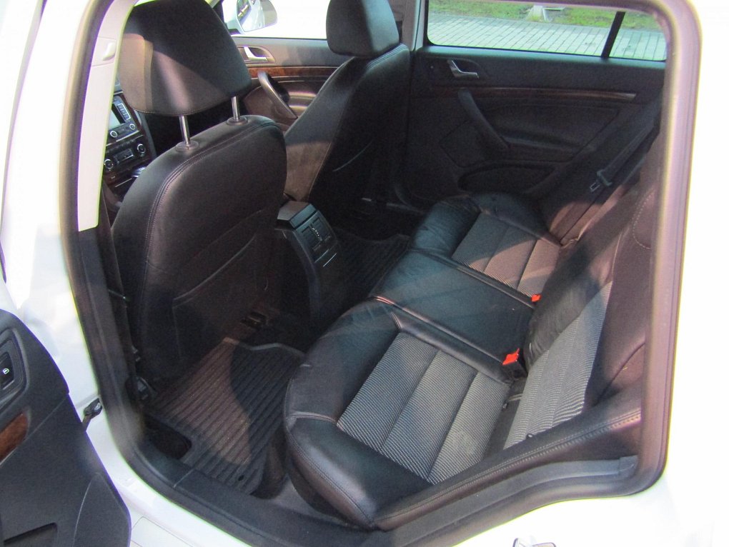 Škoda Octavia II 2.0 TDi Elegance