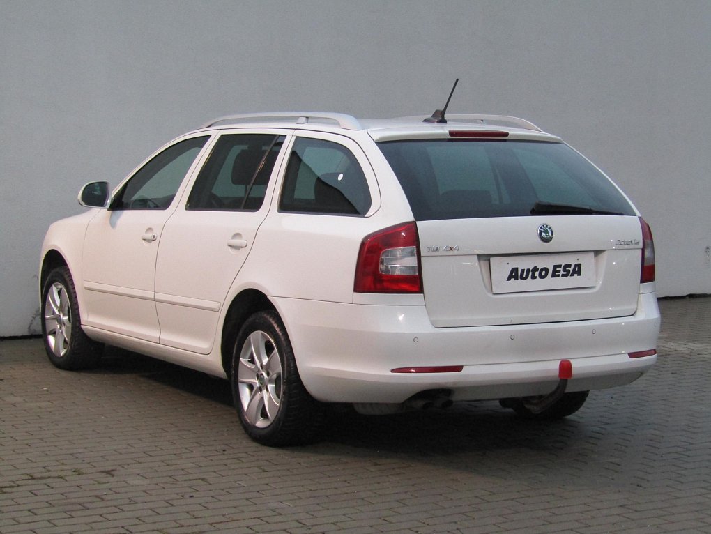 Škoda Octavia II 2.0 TDi Elegance
