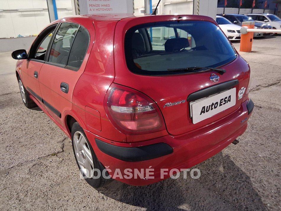 Nissan Almera 1.5 i 