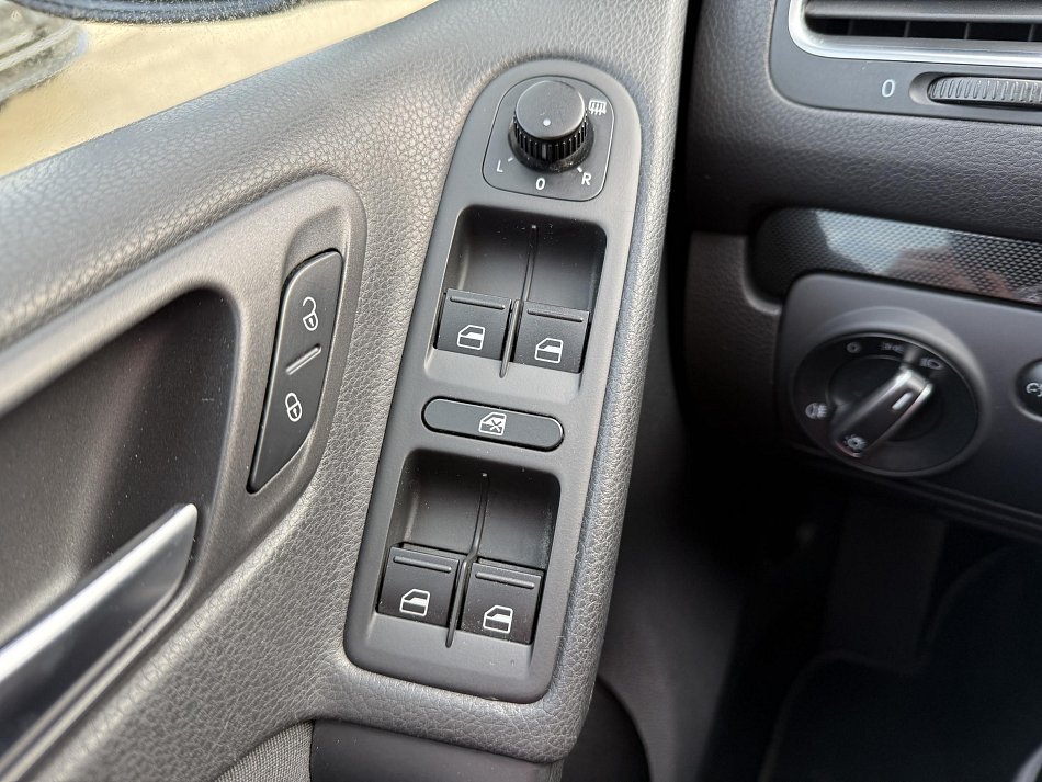 Volkswagen Golf 1.2TSi 