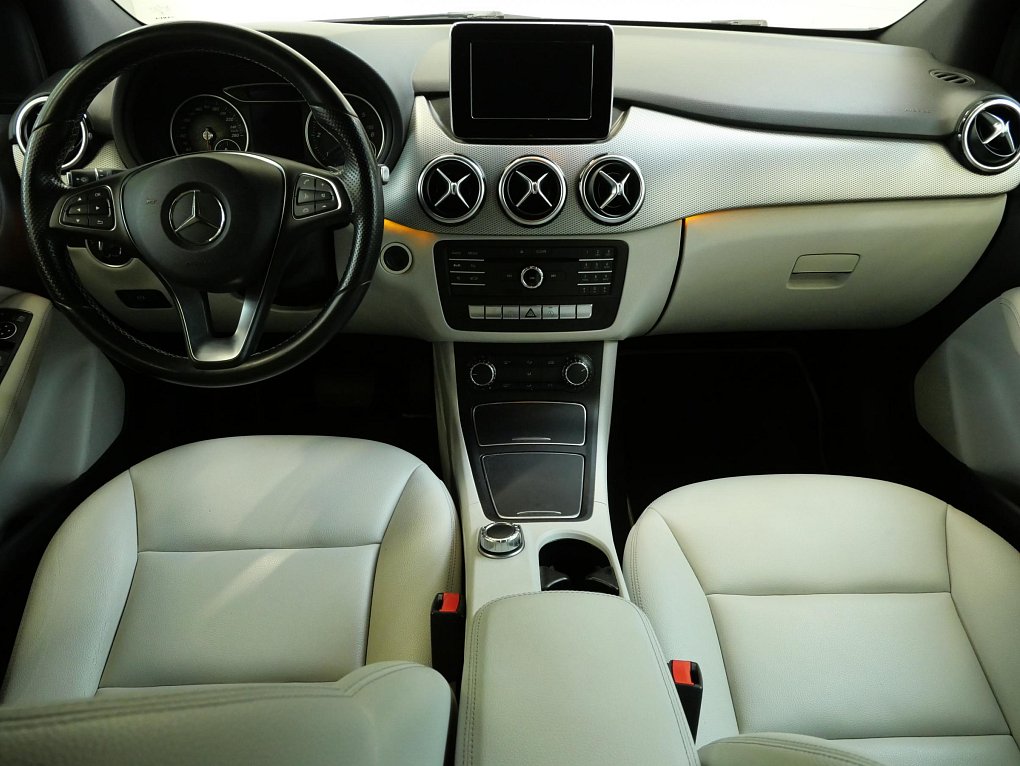 Mercedes-Benz Třída B 2.2 CDi  4Matic B200