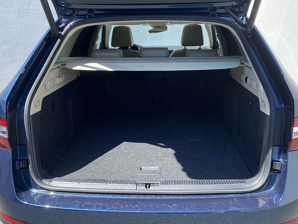 Škoda Superb III 2.0 TSi L&K 4x4