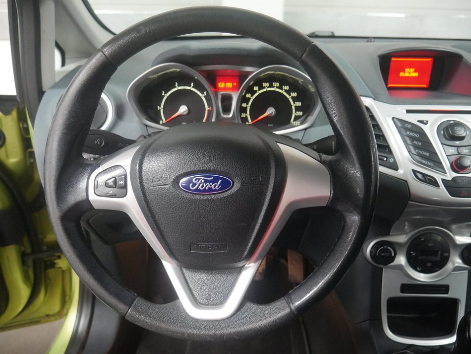 Ford Fiesta 1.6i Titanium