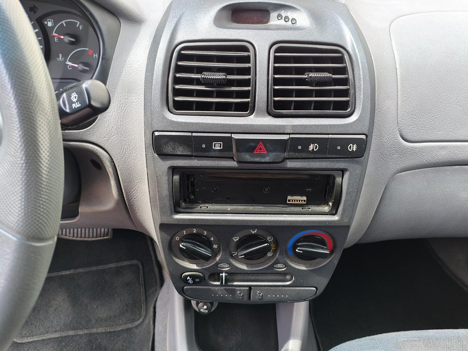 Hyundai Accent 1.4i 