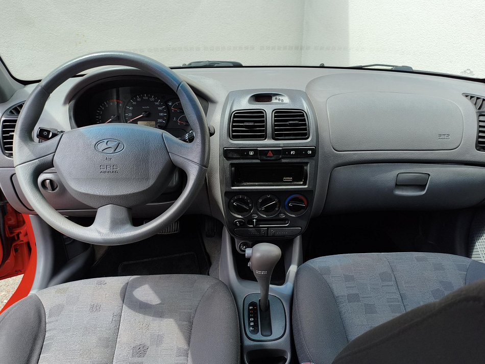 Hyundai Accent 1.4i 
