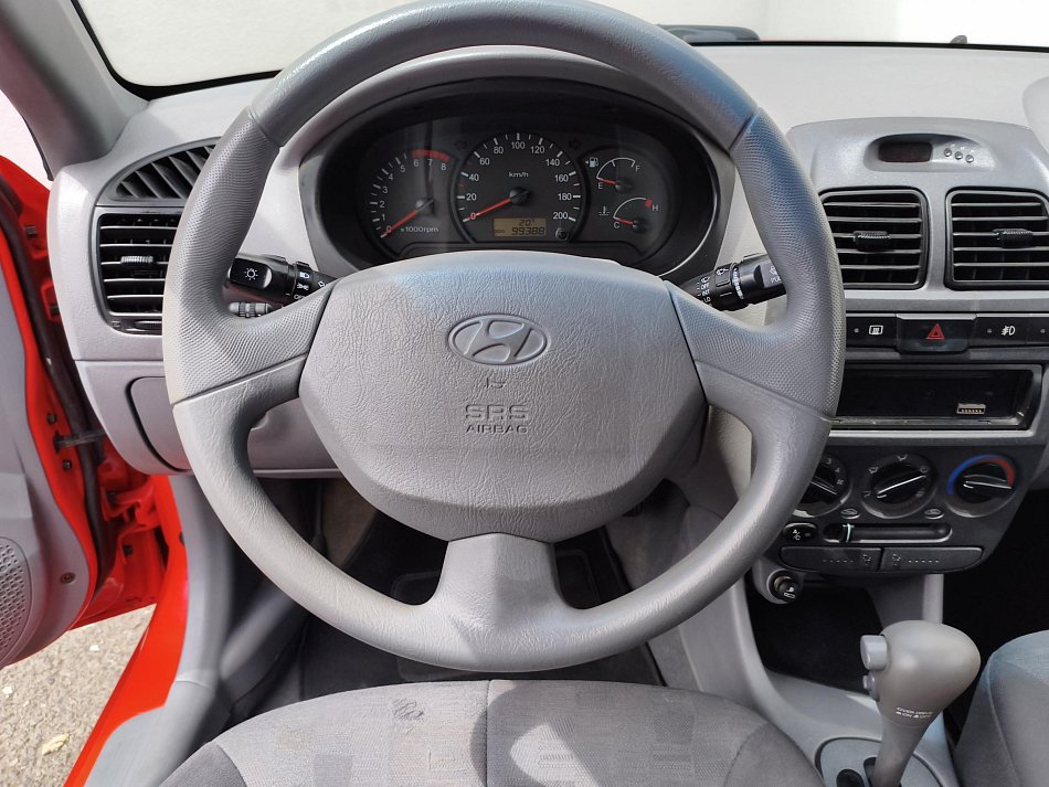 Hyundai Accent 1.4i 