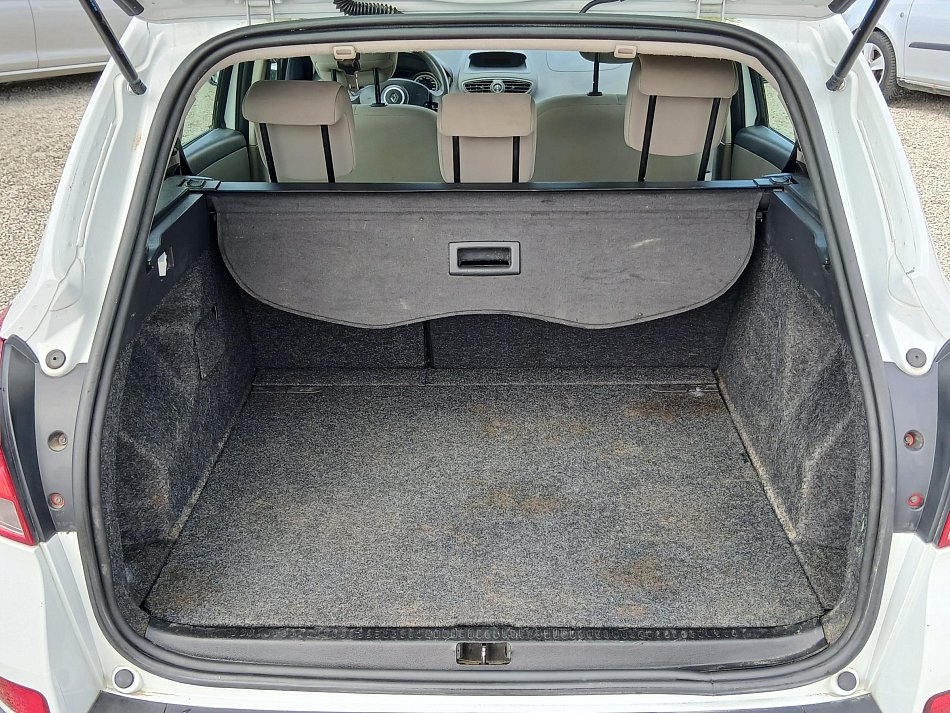 Renault Clio 1.2i 