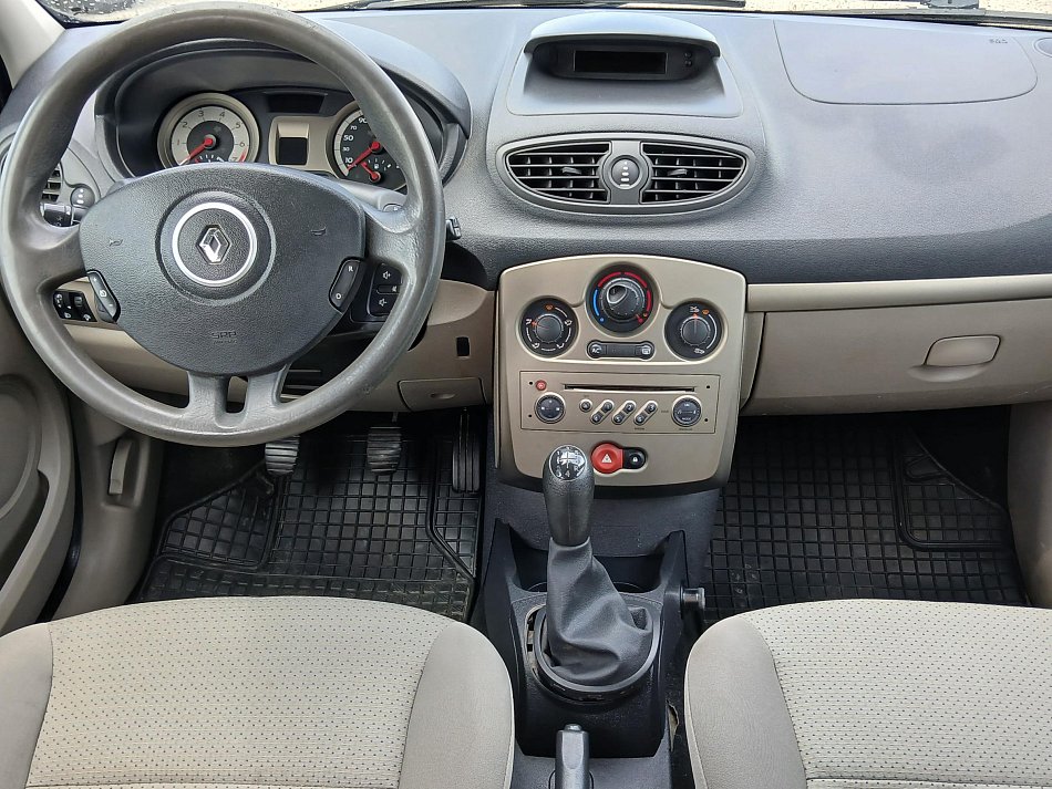 Renault Clio 1.2i 